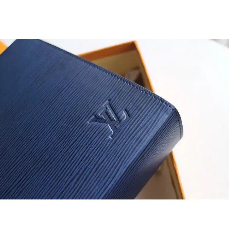 Official Brother Sam 19T1L0084 Bags LV 0608